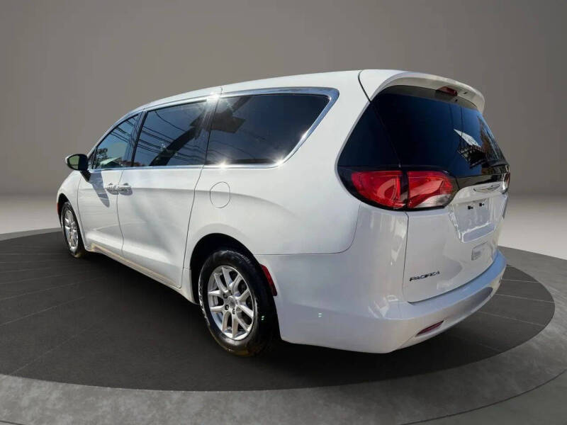 2017 Chrysler Pacifica Touring