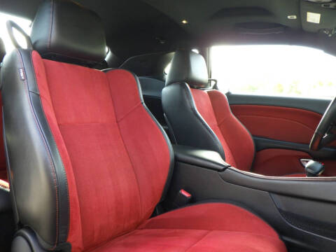 2018 Dodge Challenger R/T Plus Shaker