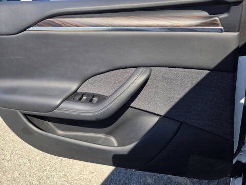 2023 Tesla Model S Standard Range