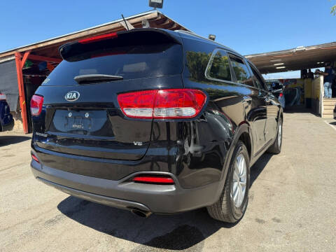 2018 Kia Sorento LX V6