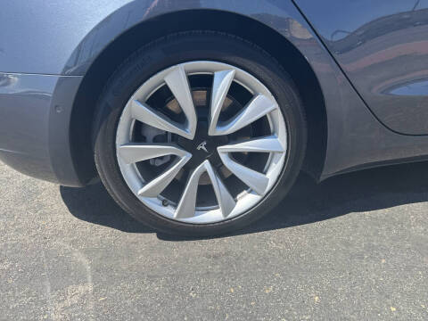 2020 Tesla Model 3 Standard Range Plus