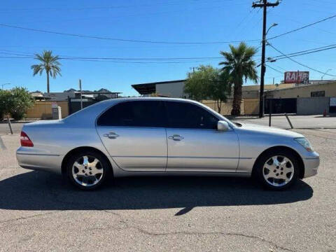 2004 Lexus LS 430