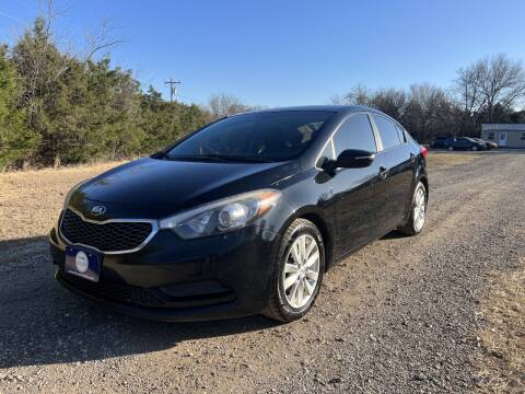 2015 Kia Forte for sale at The Car Shed in Burleson TX