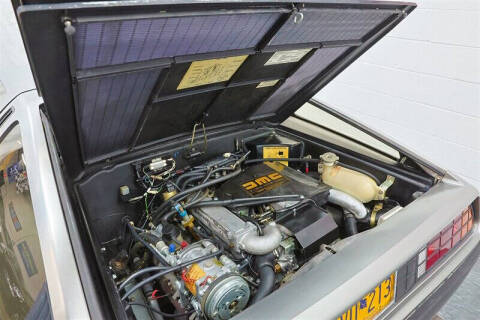 1982 DeLorean DMC-12