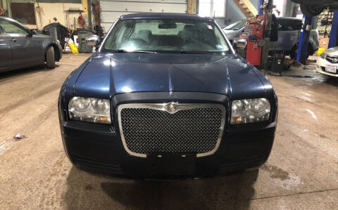 2006 Chrysler 300 for sale at Six Brothers Mega Lot in Youngstown OH
