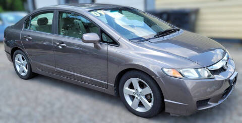 2009 Honda Civic for sale at HARDIN'S AUTO LLC in Jonesboro GA
