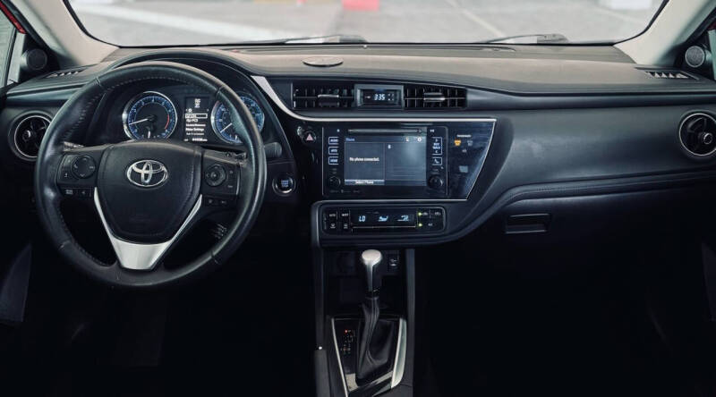 2017 Toyota Corolla XLE