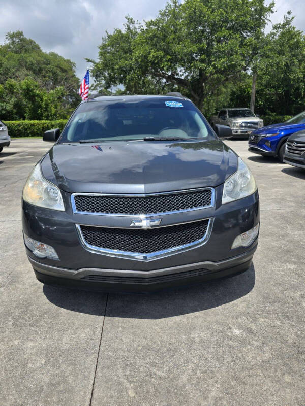 2011 Chevrolet Traverse LS