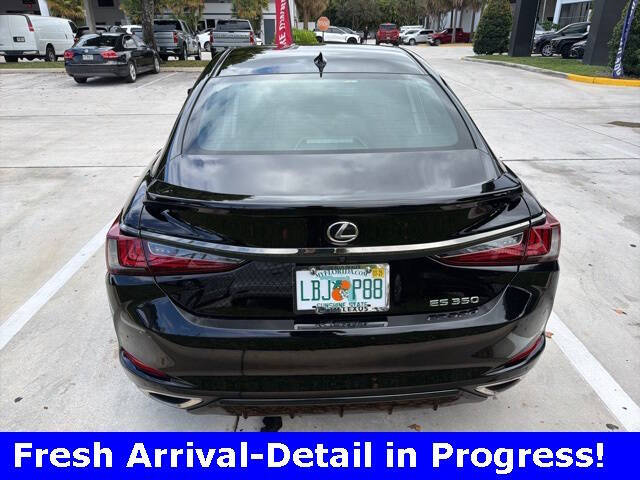 2024 Lexus ES 350 F SPORT Handling