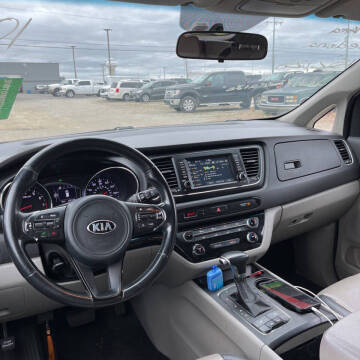 2017 Kia Sedona LX