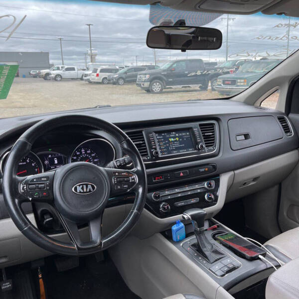 2017 Kia Sedona LX