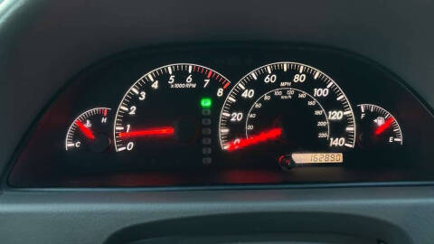 2005 Toyota Camry LE