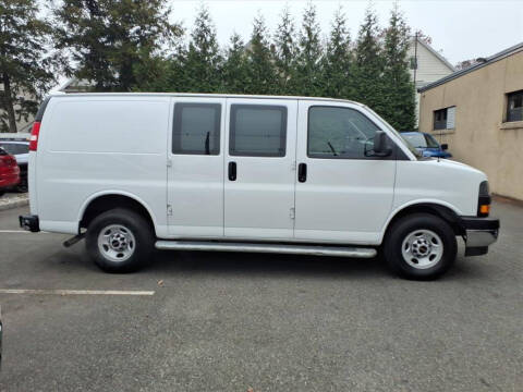 2024 GMC Savana 2500