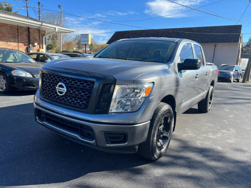 2018 Nissan Titan S