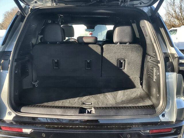 2025 Chevrolet Traverse RS