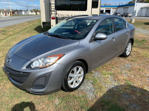 2011 Mazda MAZDA3 for sale at Burkholder Motors in Middletown DE