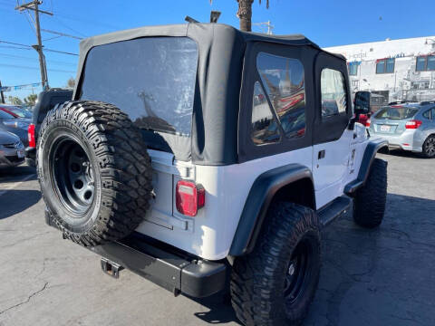 2000 Jeep Wrangler SE