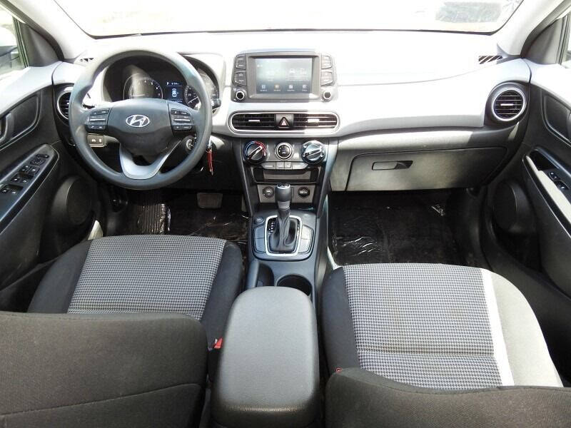 2021 HYUNDAI Kona SUV / Crossover - $17,900