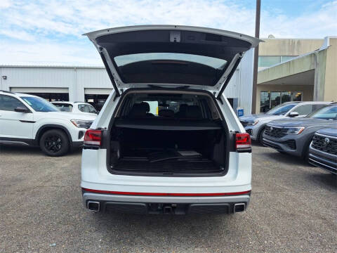 2025 Volkswagen Atlas Peak Edition 4Motion