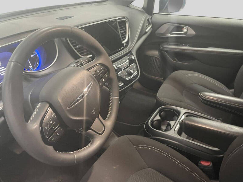 2023 Chrysler Pacifica Touring