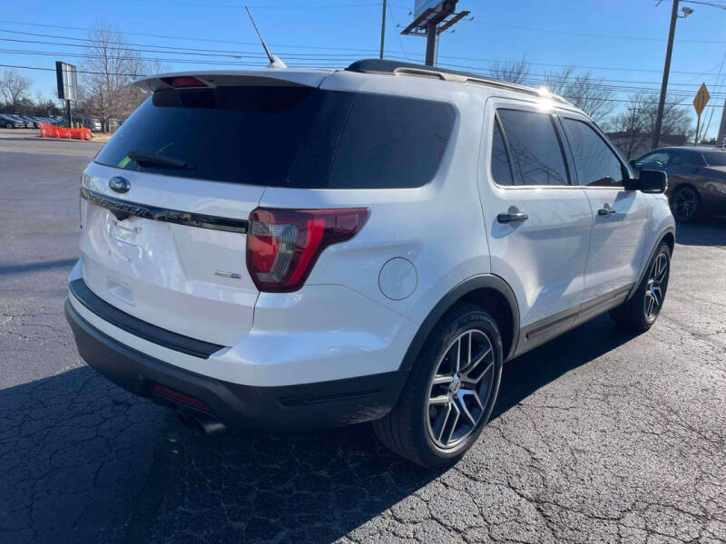 2018 Ford Explorer Sport