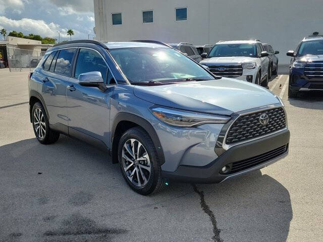 2023 Toyota Corolla Cross XLE