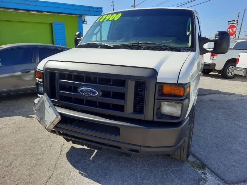 2010 Ford E-Series for sale at Autos by Tom in Largo FL