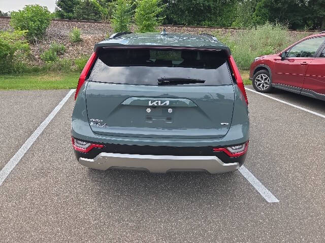 2023 Kia Niro SX