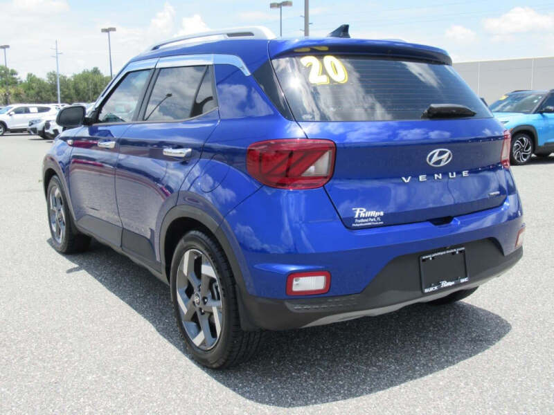 2020 Hyundai Venue SEL