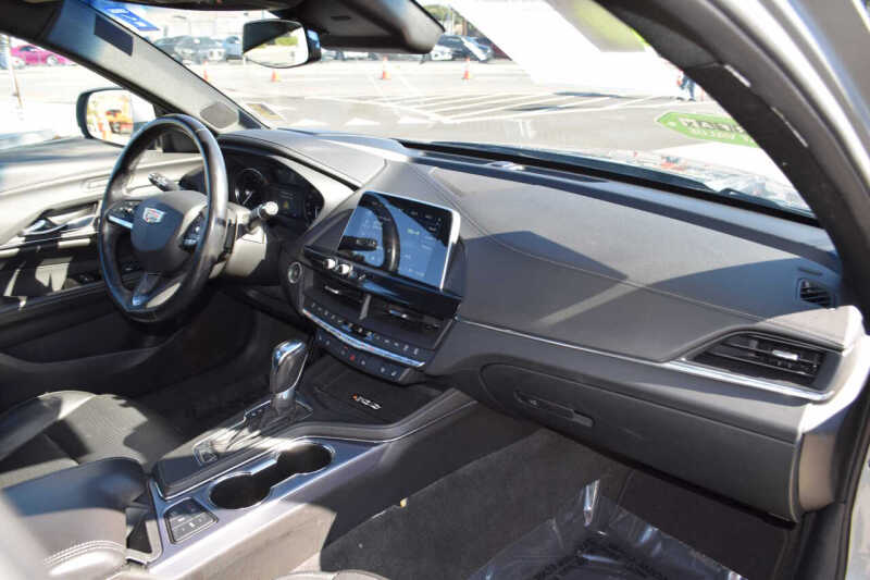 2023 Cadillac CT4 Premium Luxury