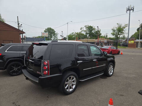 2011 GMC Yukon Denali