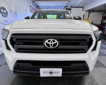 2024 Toyota Tacoma SR