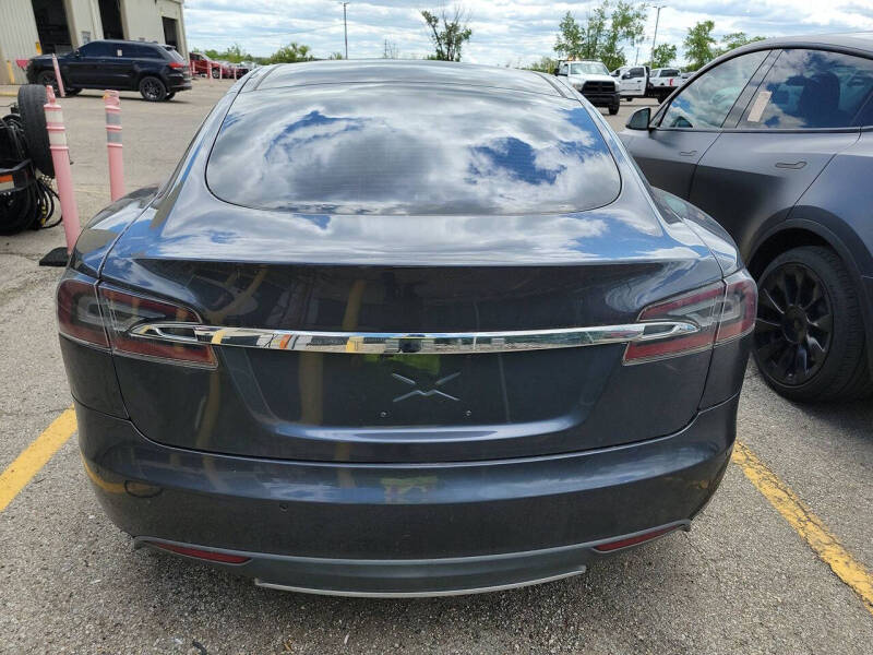 2015 Tesla Model S P85D