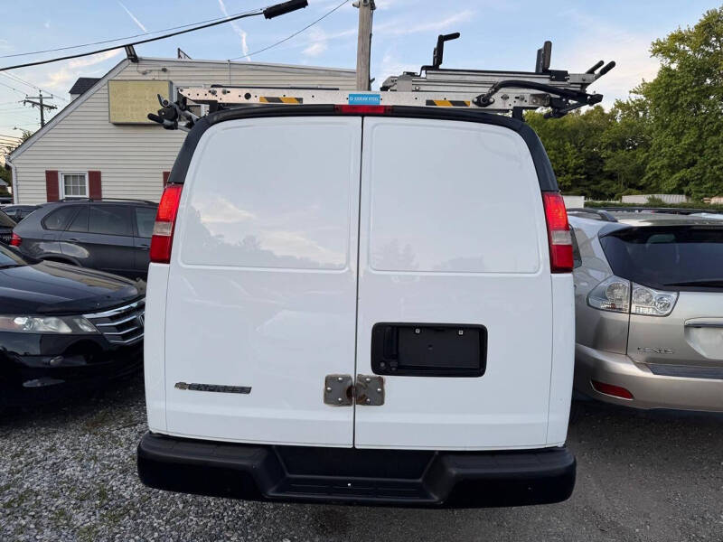 2017 Chevrolet Express 2500