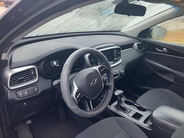 2019 Kia Sorento LX photo 7