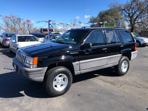 1994 Jeep Grand Cherokee for sale at C J Auto Sales in Riverbank CA
