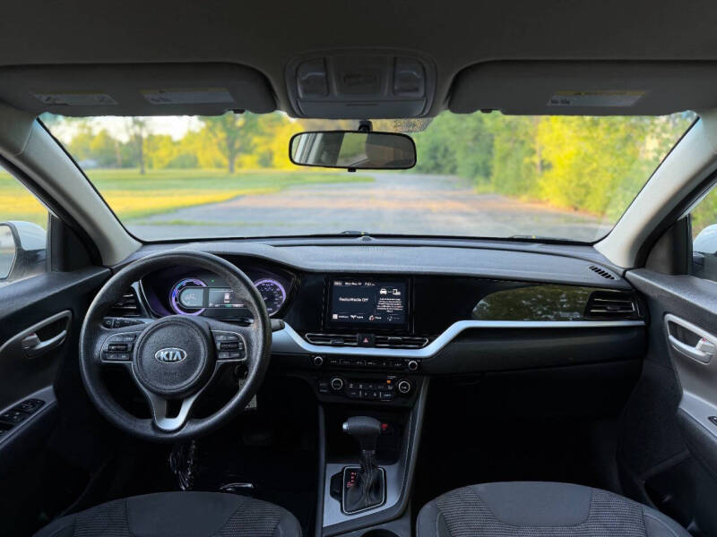 2020 Kia Niro LX