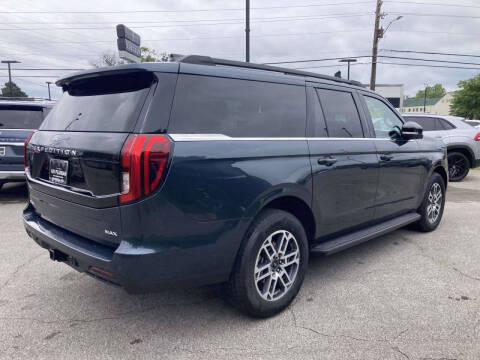 2025 Ford Expedition MAX Active
