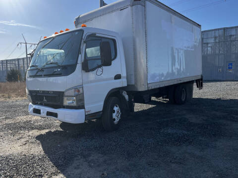 2010 Mitsubishi Fuso FE84D for sale at Mario's Motors Inc in Leesburg VA