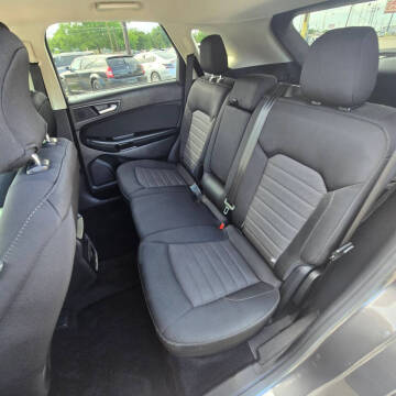 2015 Ford Edge SE