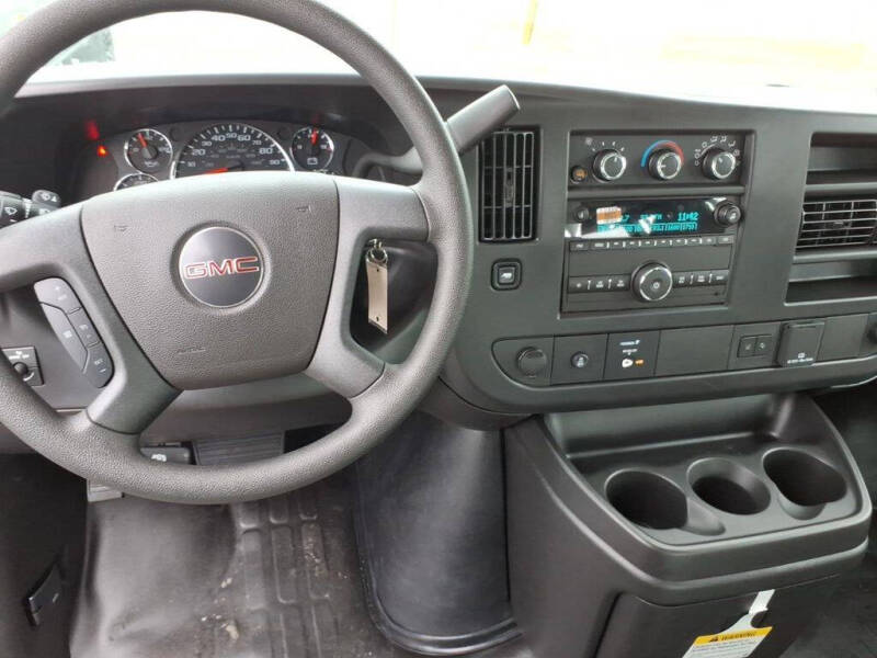 2026 GMC Savana 2500