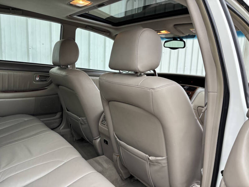 2004 Toyota Avalon XLS