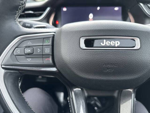 2022 Jeep Grand Cherokee Altitude