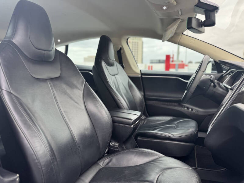 2013 Tesla Model S