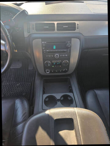 2011 Chevrolet Suburban LT