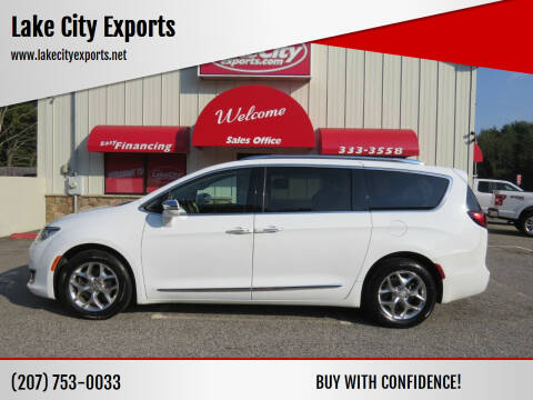 2018 Chrysler Pacifica for sale at Lake City Exports in Auburn ME