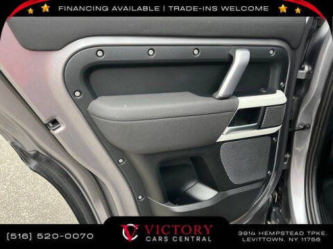 2022 Land Rover Defender 110 X-Dynamic SE