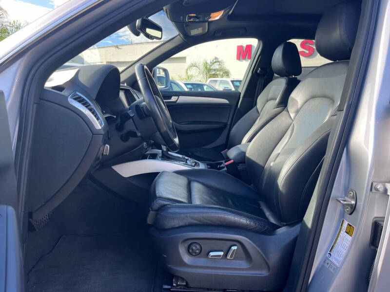 2017 Audi Q5 2.0T quattro Premium Plus