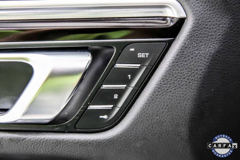 2021 Porsche Macan S