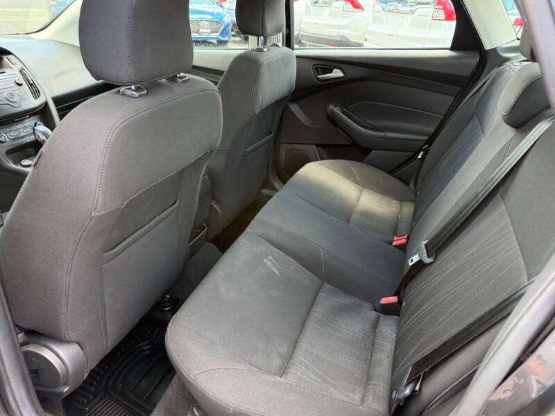 2017 Ford Focus SE